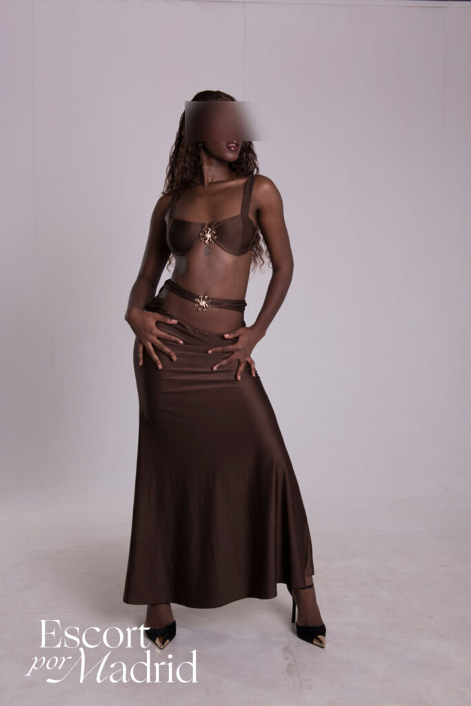 Escort noire africaine à Madrid. Ébano 2026