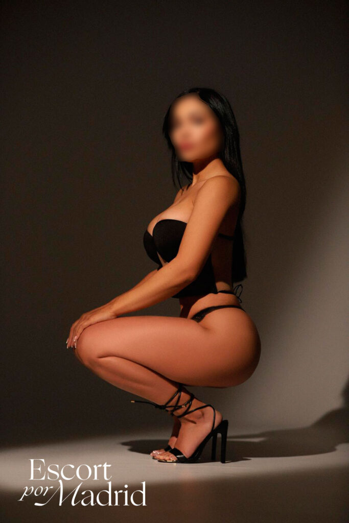 Colombiana en Madrid con un cuerpo muy explosivo. Antonella