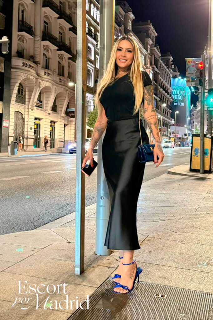 Elegante escort de lujo idea compañía a eventos y fiestas. Naty