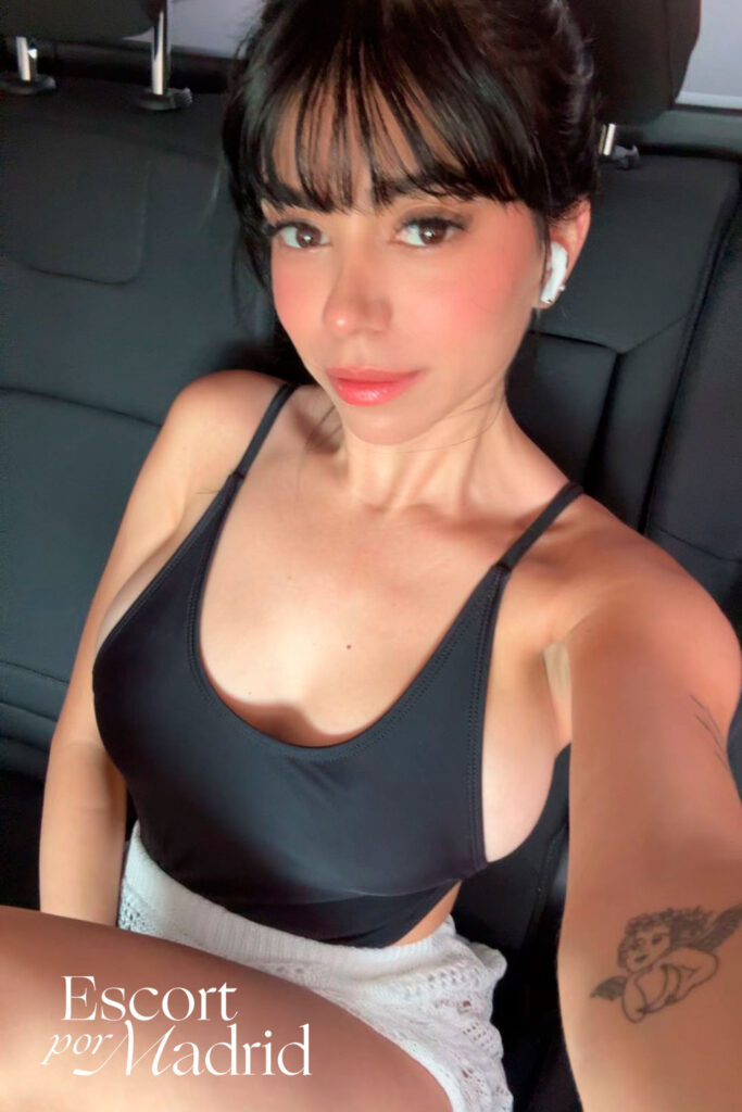 Una escort de lujo con una cara preciosa. Alba
