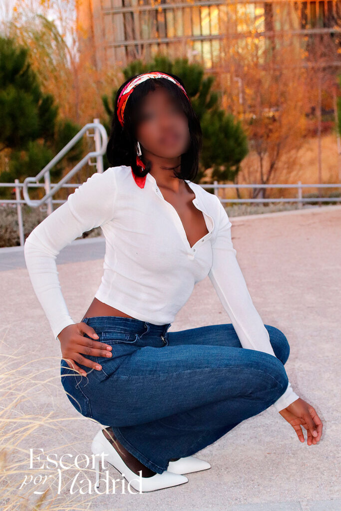 Negrita joiven. Ébano